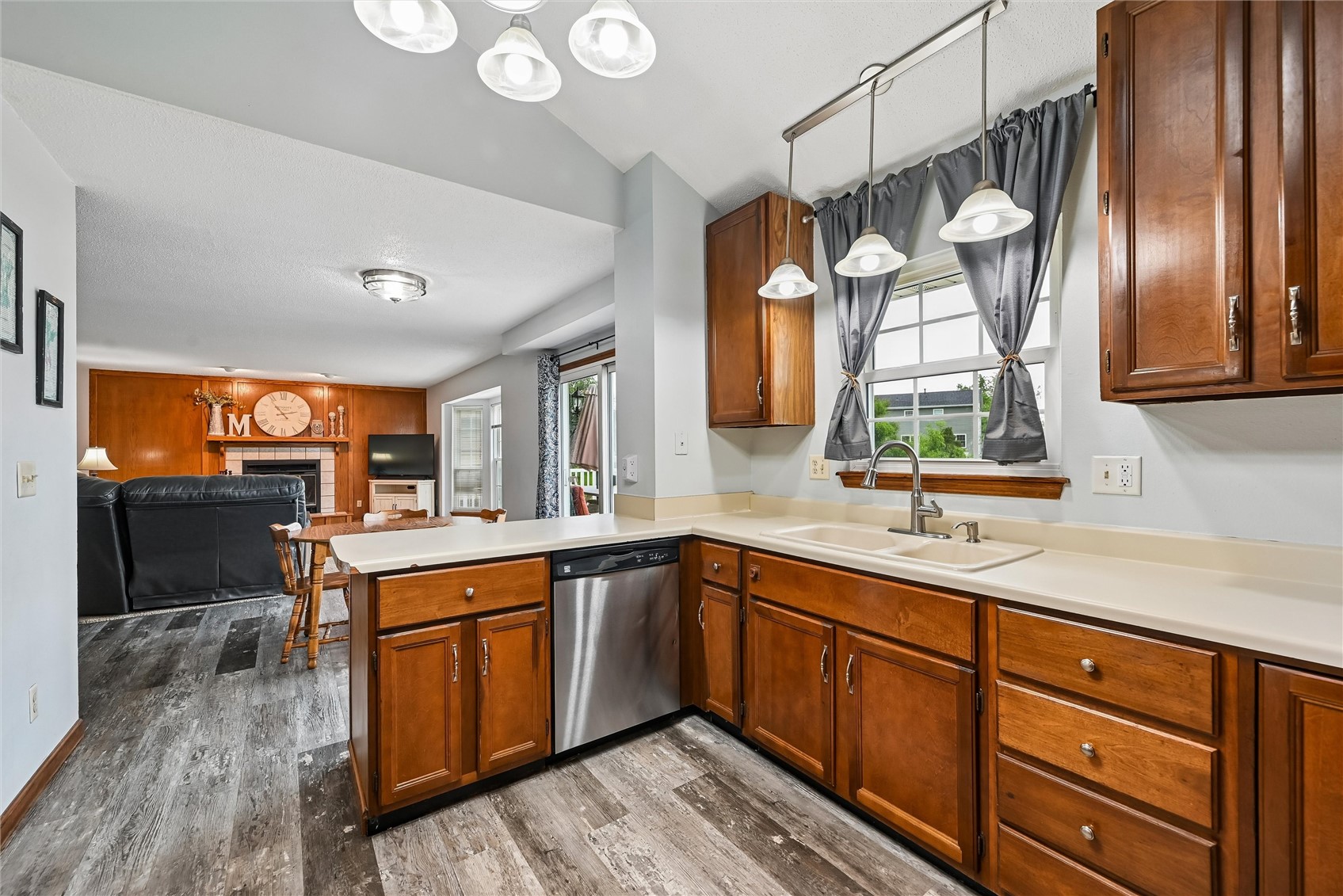 6907 Terrazzo Drive NW Cedar Rapids IA 53405