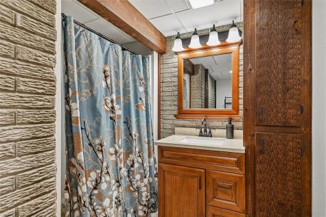 6907 Terrazzo Drive NW Cedar Rapids IA 53405