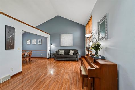 6907 Terrazzo Drive NW Cedar Rapids IA 53405