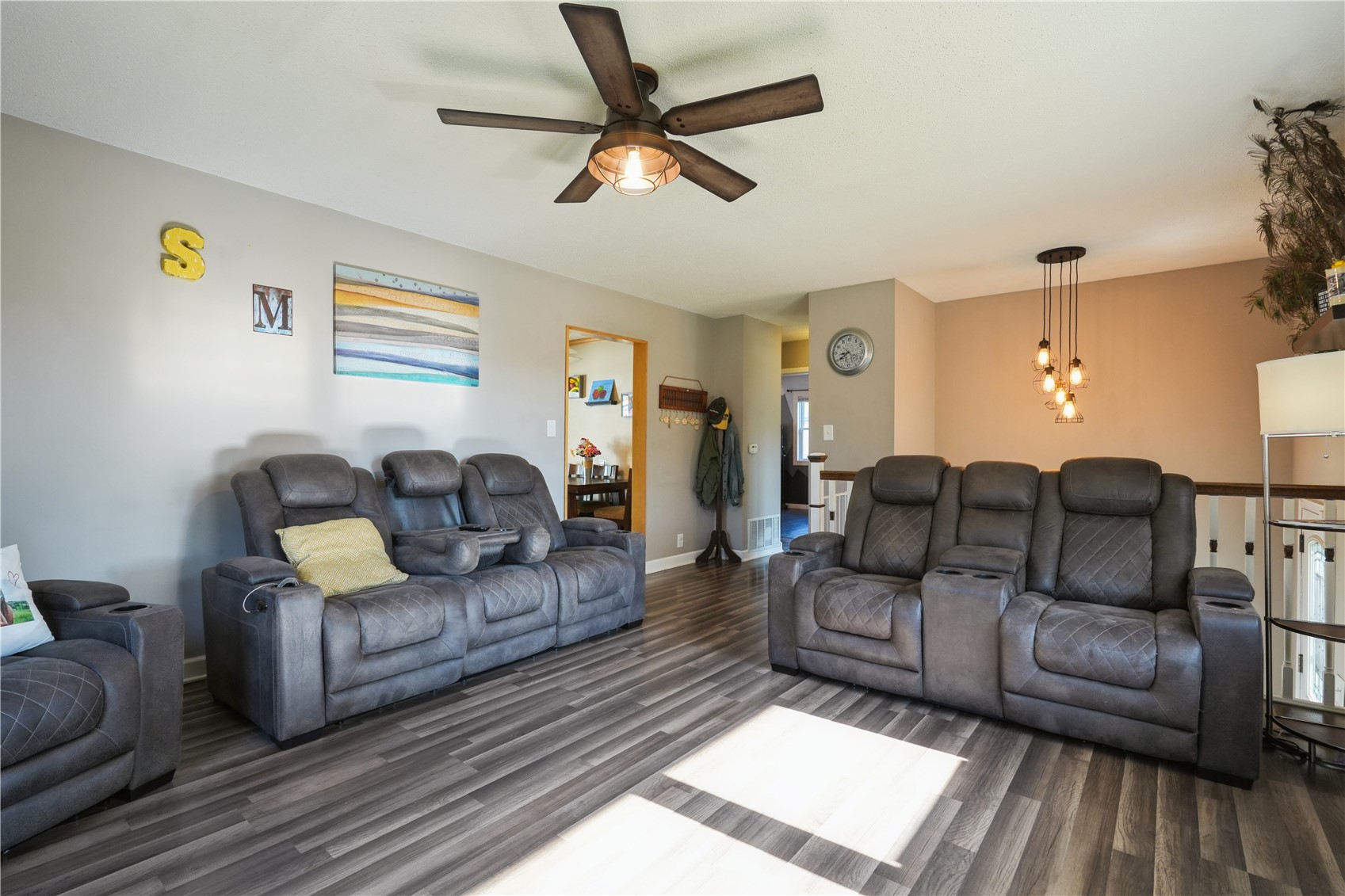 4225 Pineview Drive NE Cedar Rapids IA 52402