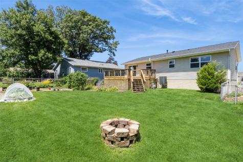 427 Greenfield Street NE Cedar Rapids IA 52402