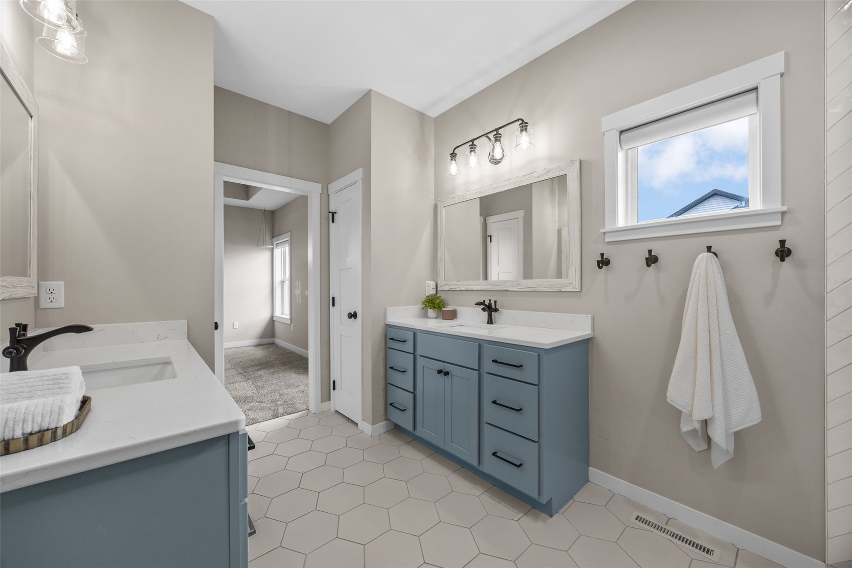 1497 Glen Rock Circle Marion IA 52302