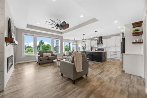 1497 Glen Rock Circle Marion IA 52302