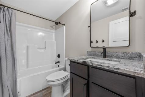 1497 Glen Rock Circle Marion IA 52302