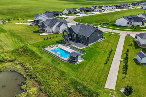 1497 Glen Rock Circle Marion IA 52302