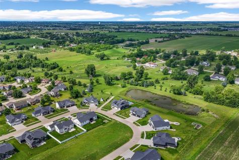 1497 Glen Rock Circle Marion IA 52302