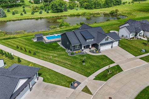 1497 Glen Rock Circle Marion IA 52302