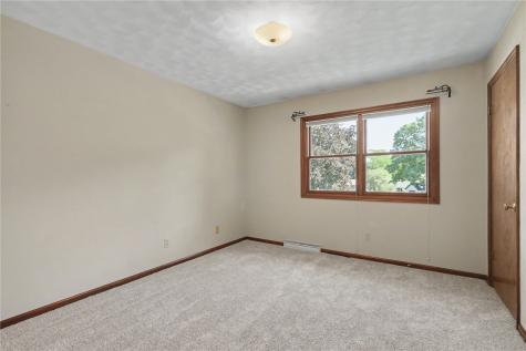 2851 27th Avenue Marion IA 52302