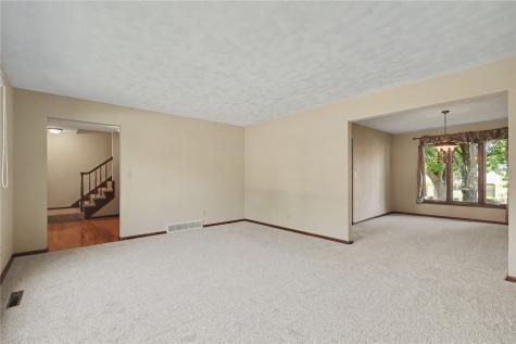 2851 27th Avenue Marion IA 52302