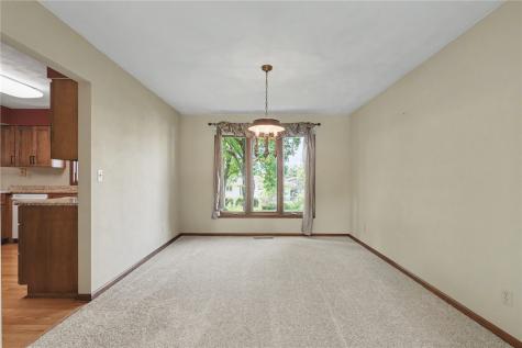 2851 27th Avenue Marion IA 52302