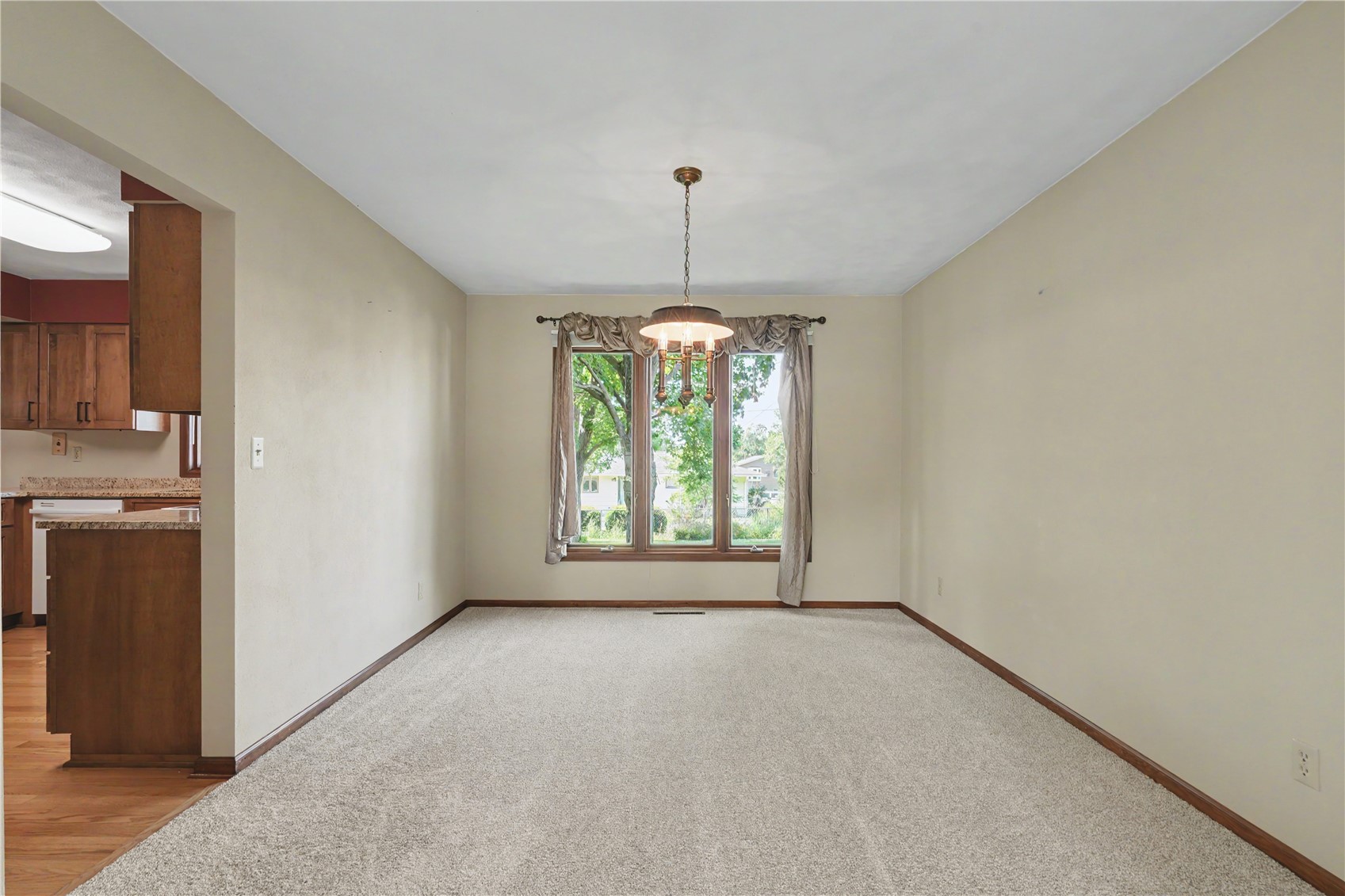 2851 27th Avenue Marion IA 52302