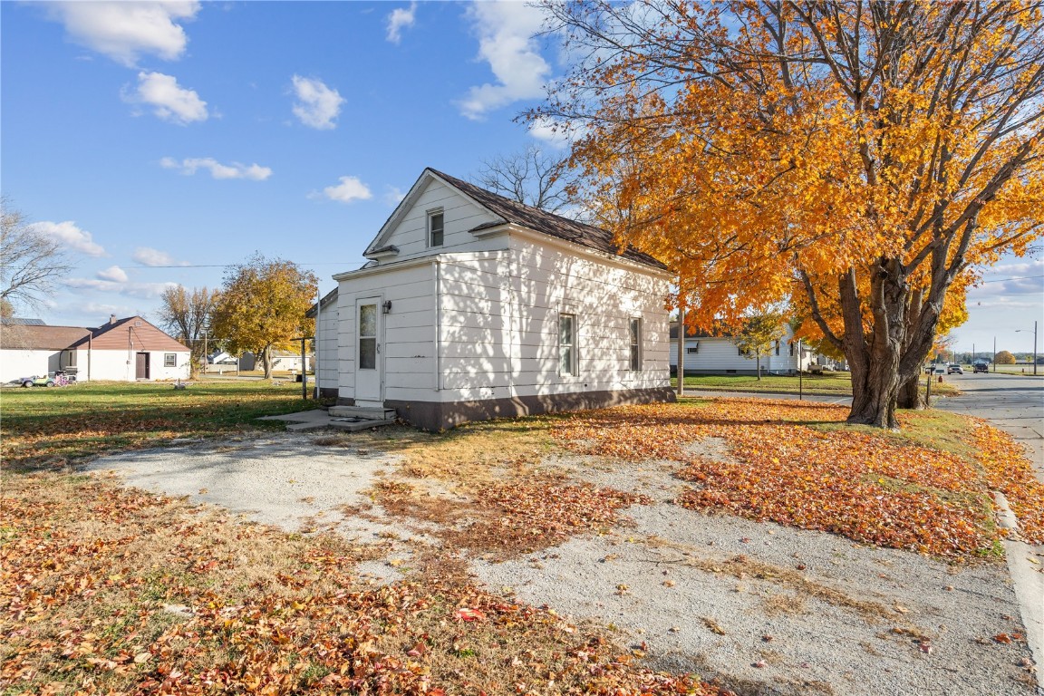 1215 5th Avenue Vinton IA 52349