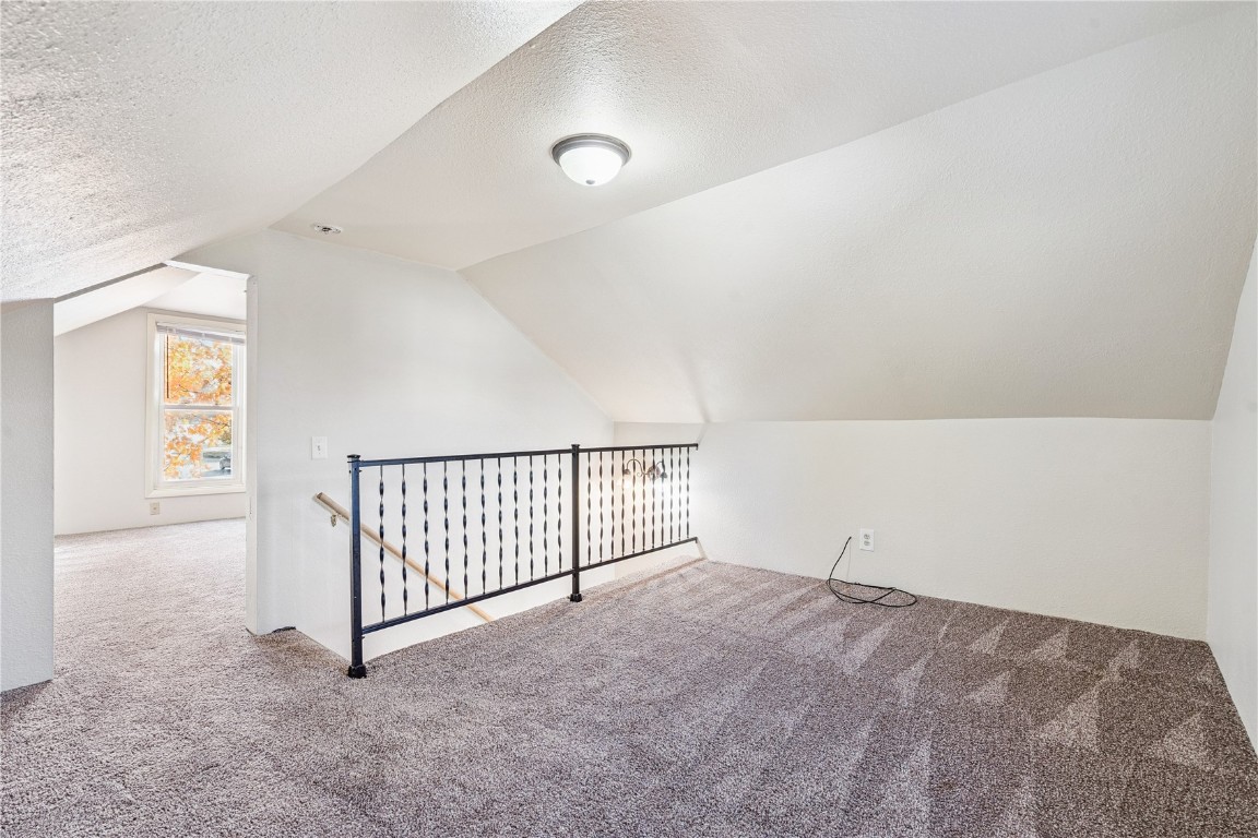 1215 5th Avenue Vinton IA 52349