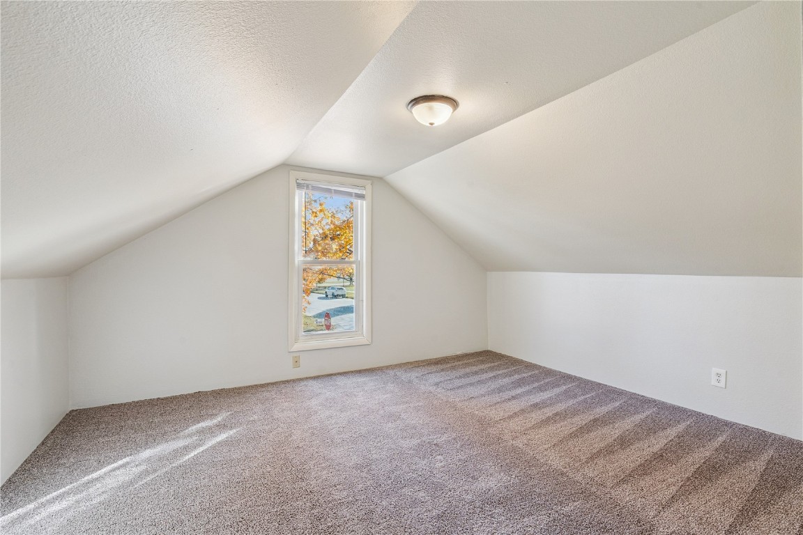 1215 5th Avenue Vinton IA 52349