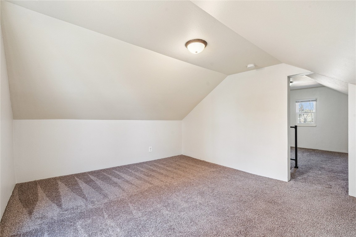 1215 5th Avenue Vinton IA 52349