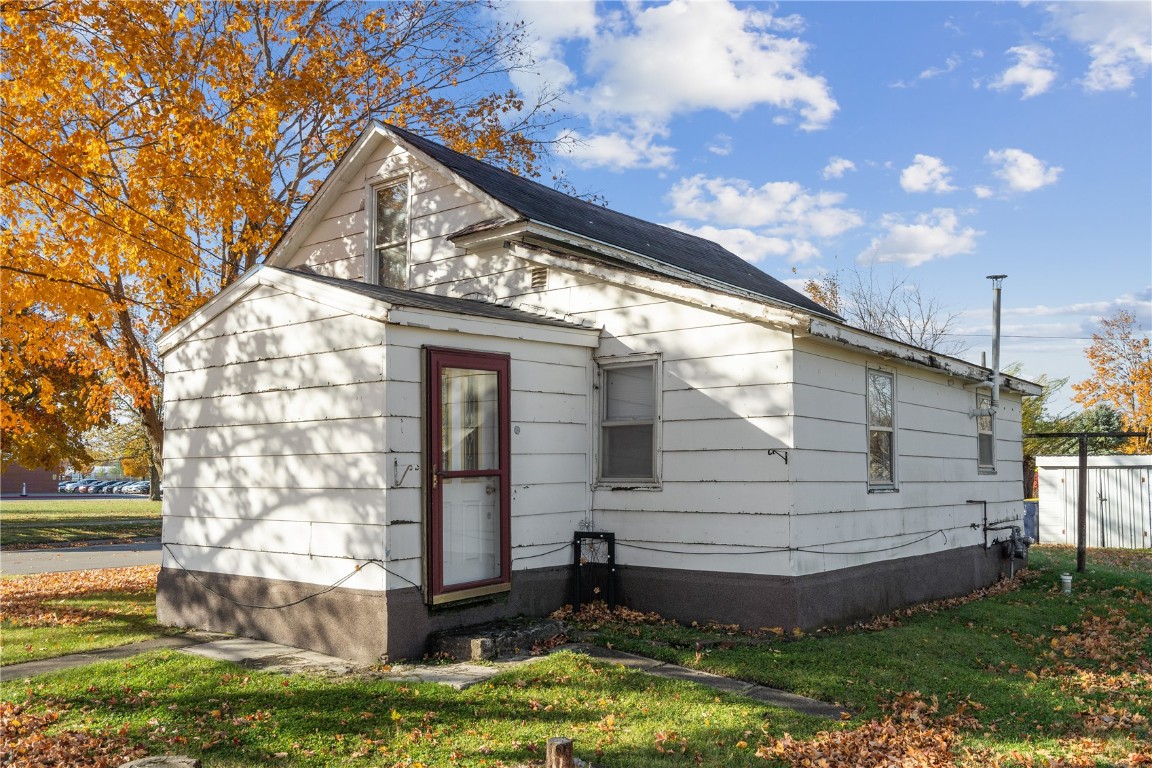 1215 5th Avenue Vinton IA 52349