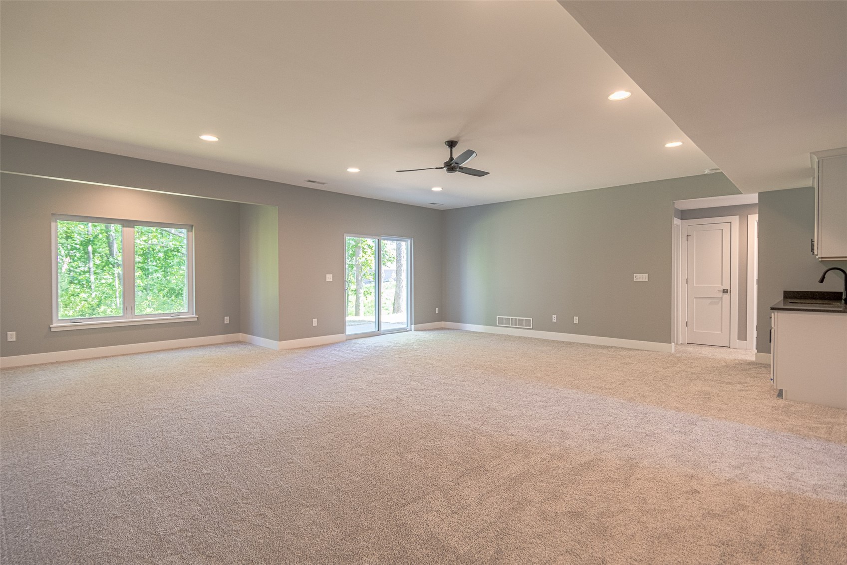 3067 Ridgeview Circle Coralville IA 52241