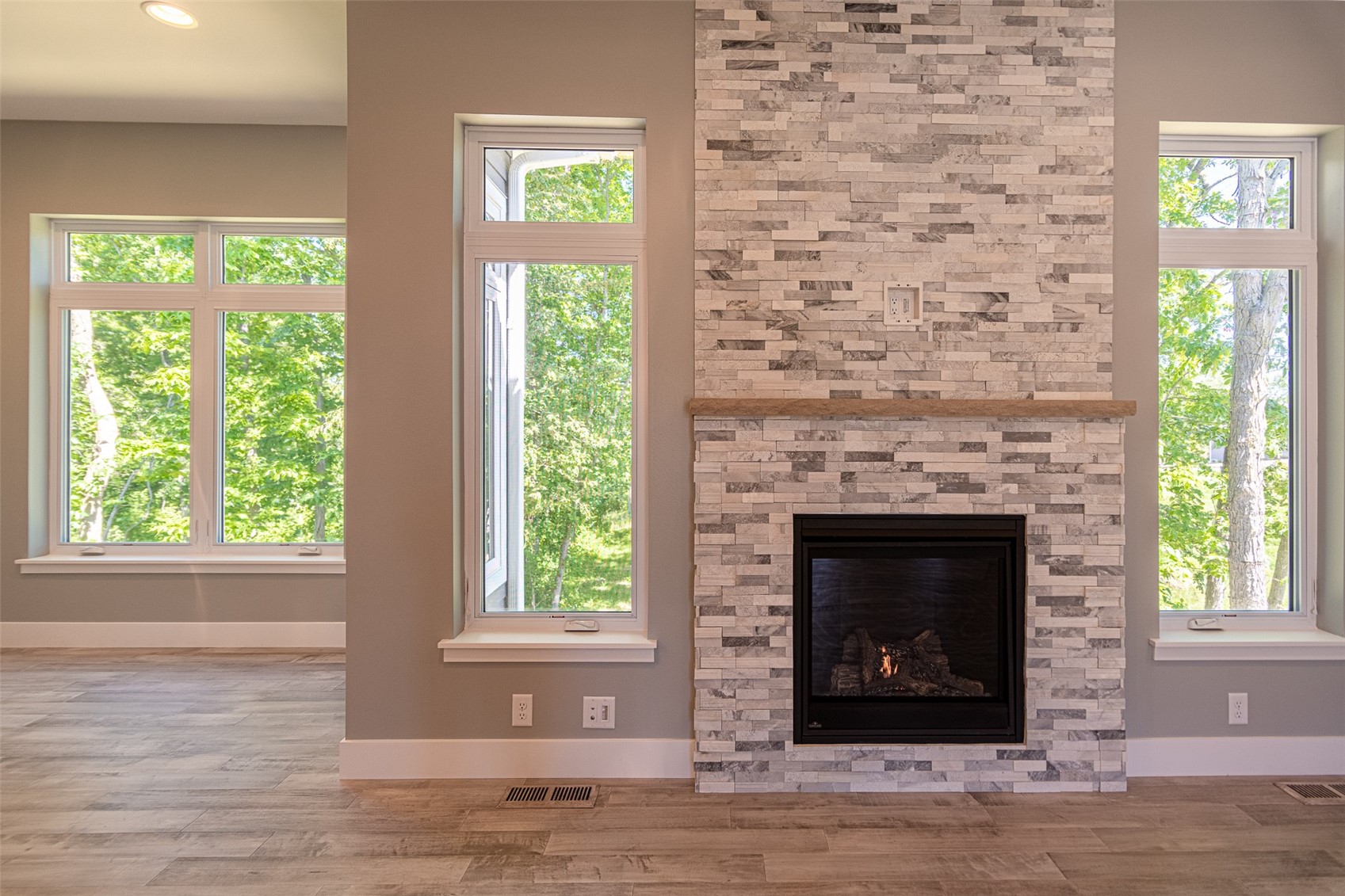 3067 Ridgeview Circle Coralville IA 52241