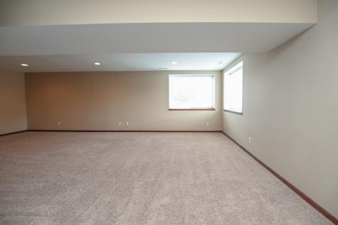 700 34th Avenue Marion IA 52302
