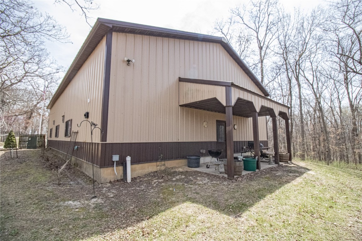 8897 20th Avenue Monmouth IA 52309
