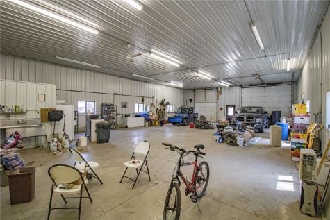 8897 20th Avenue Monmouth IA 52309