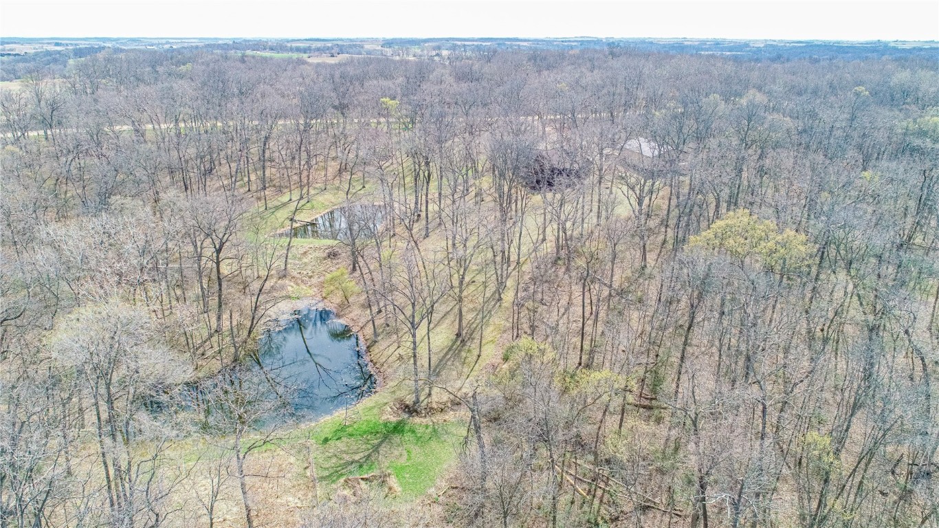 8897 20th Avenue Monmouth IA 52309