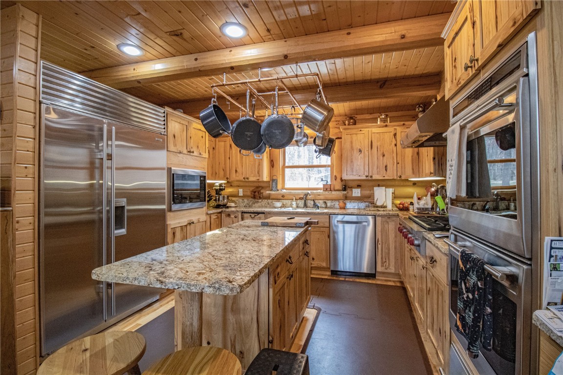 8897 20th Avenue Monmouth IA 52309
