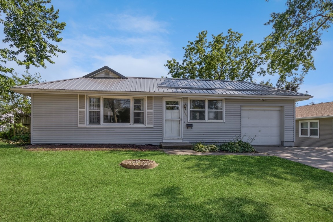 555 10th Avenue Marion IA 52302