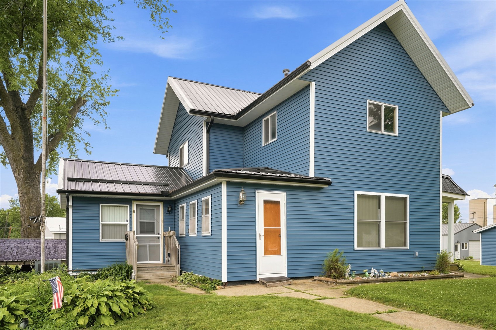 14 Greene Street Walker IA 52352
