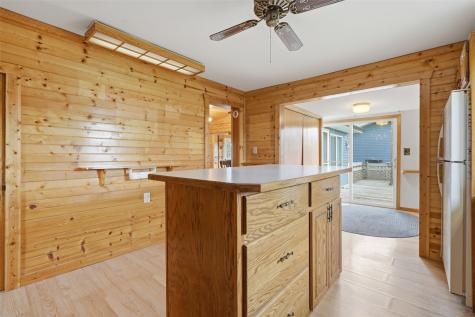 14 Greene Street Walker IA 52352