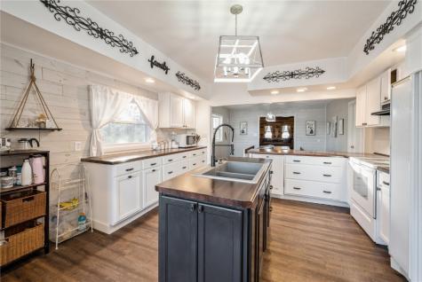 3673 Lewis Bottoms Road Shellsburg IA 52332