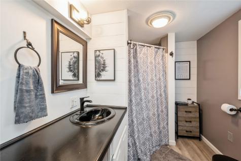 3673 Lewis Bottoms Road Shellsburg IA 52332