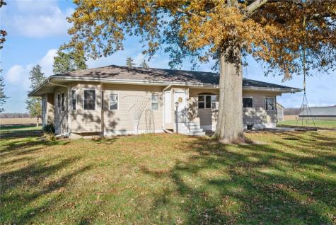 3673 Lewis Bottoms Road Shellsburg IA 52332