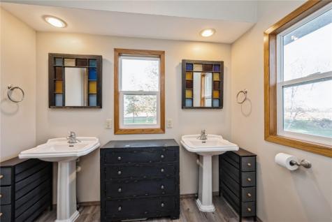 3673 Lewis Bottoms Road Shellsburg IA 52332