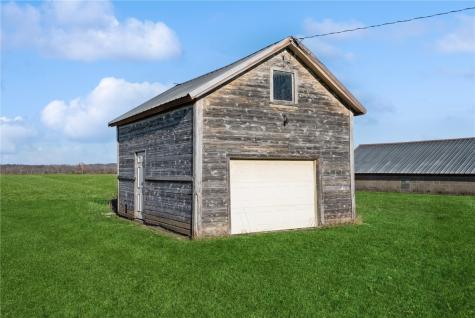 3673 Lewis Bottoms Road Shellsburg IA 52332