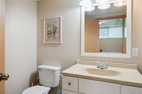 6911 Springwood Place NW Cedar Rapids IA 52404