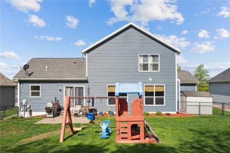 6911 Springwood Place NW Cedar Rapids IA 52404