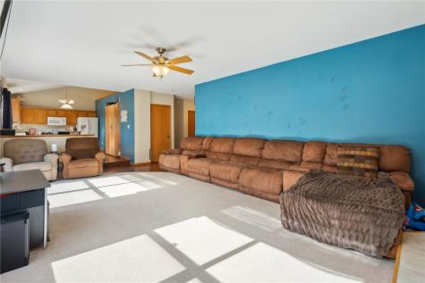 6911 Springwood Place NW Cedar Rapids IA 52404