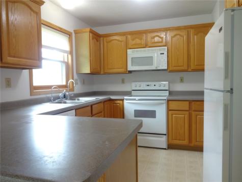 680 W Washington Street Marengo IA 52301