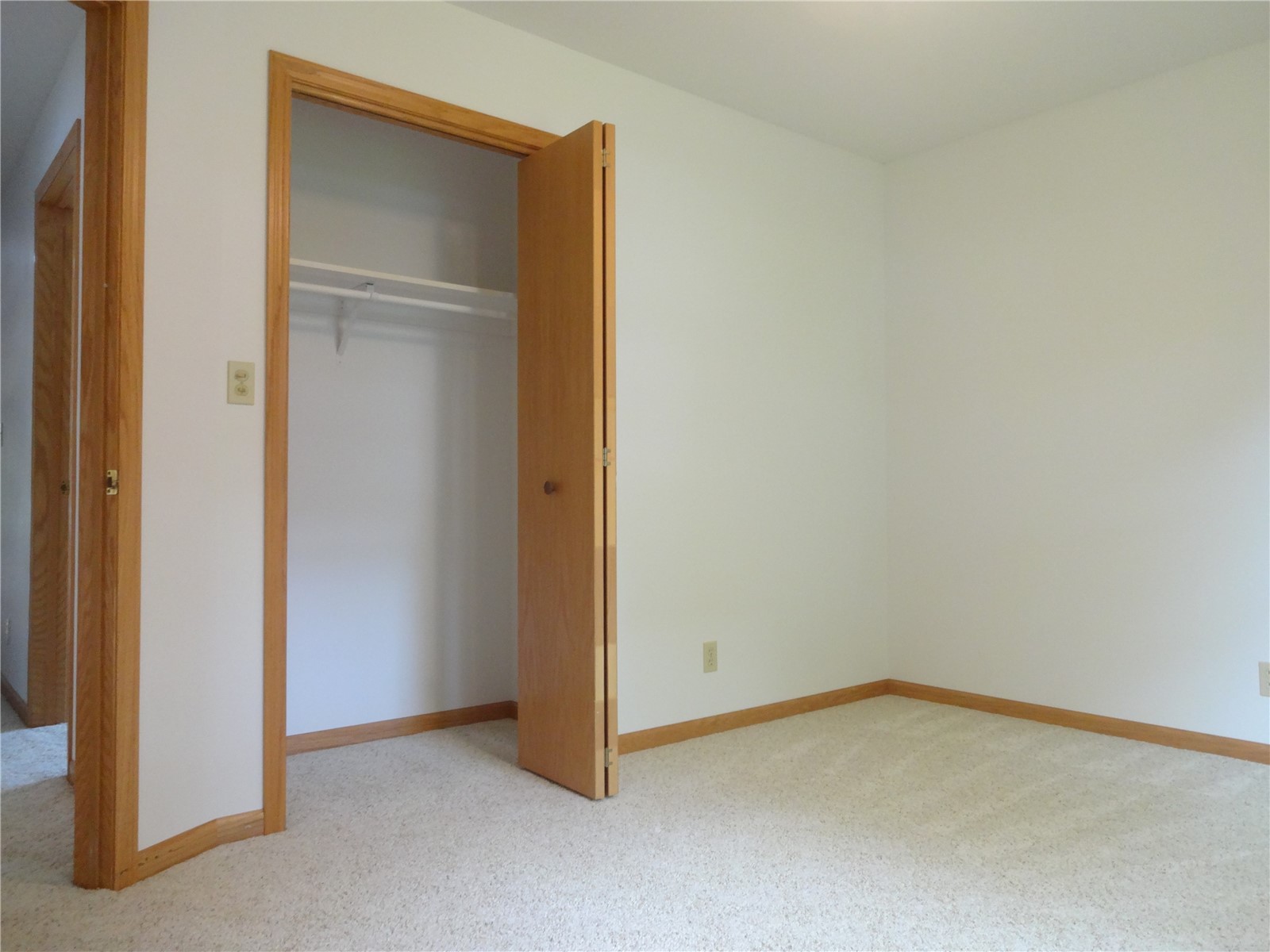 680 W Washington Street Marengo IA 52301