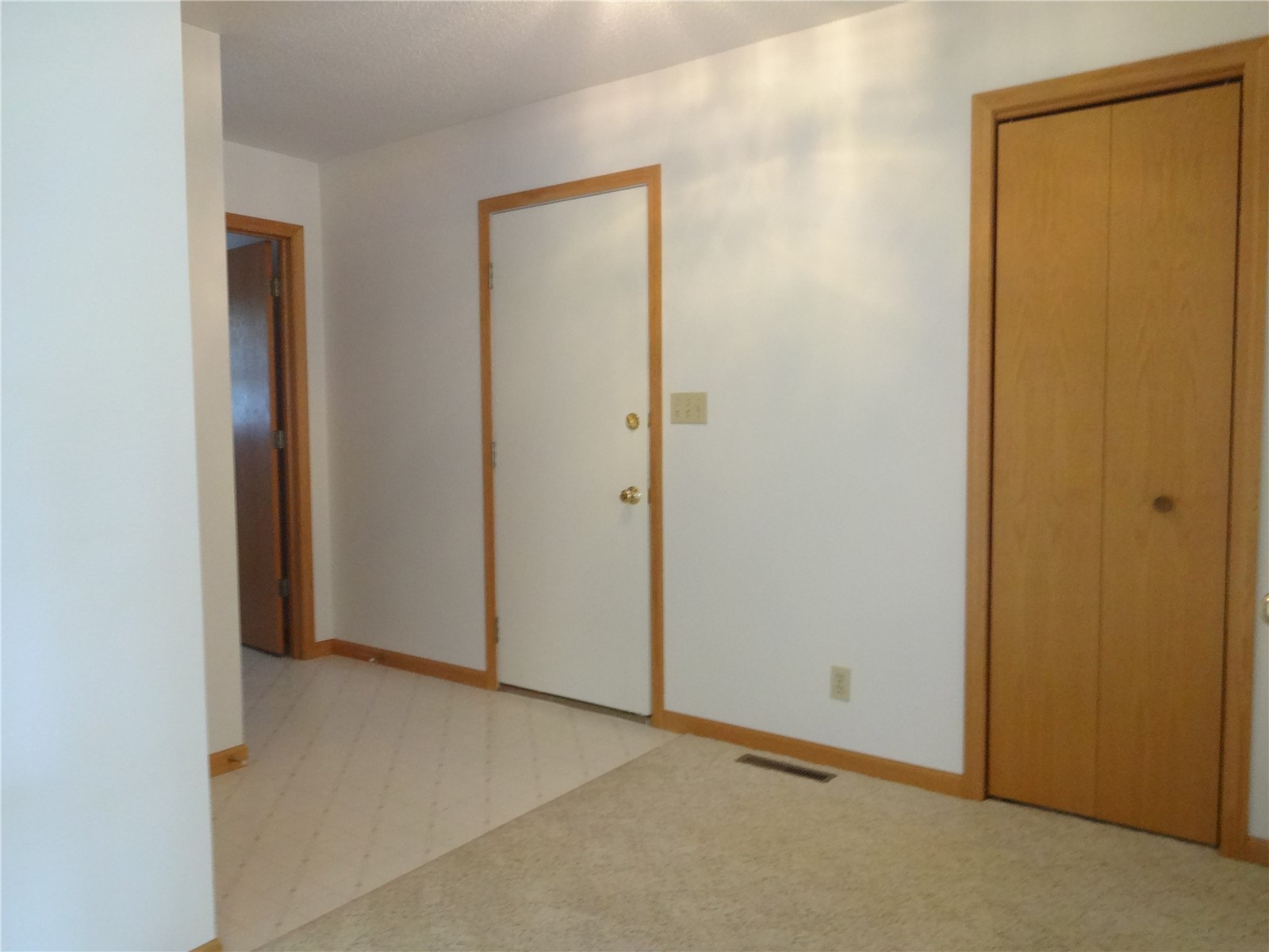680 W Washington Street Marengo IA 52301