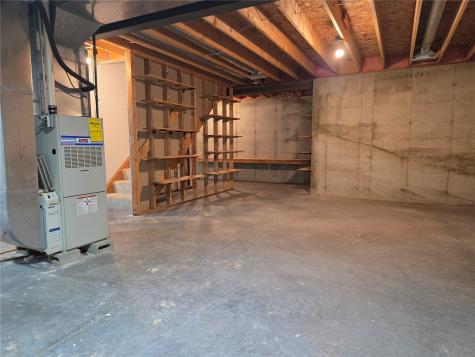 680 W Washington Street Marengo IA 52301