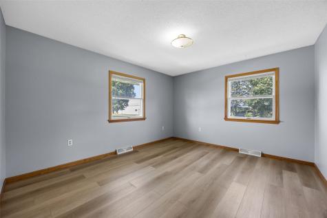 9941 Forest Chapel Road Anamosa IA 52205