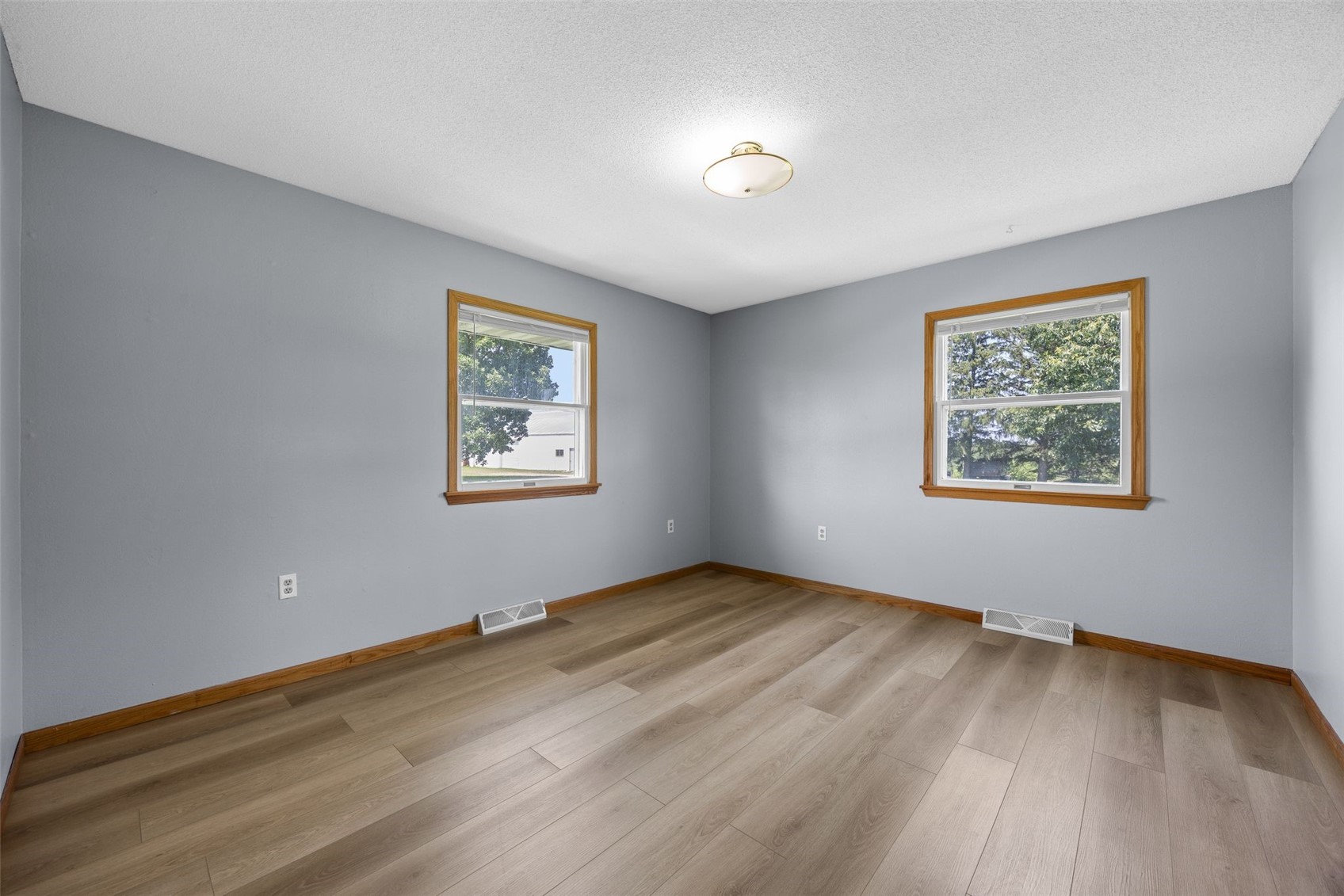 9941 Forest Chapel Road Anamosa IA 52205