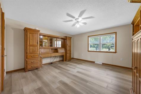 9941 Forest Chapel Road Anamosa IA 52205
