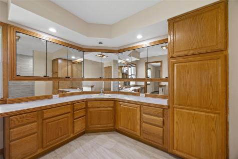 9941 Forest Chapel Road Anamosa IA 52205