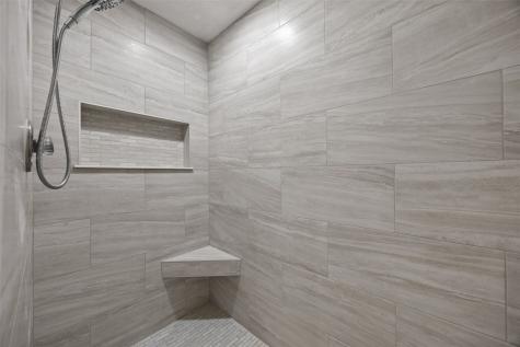 9941 Forest Chapel Road Anamosa IA 52205
