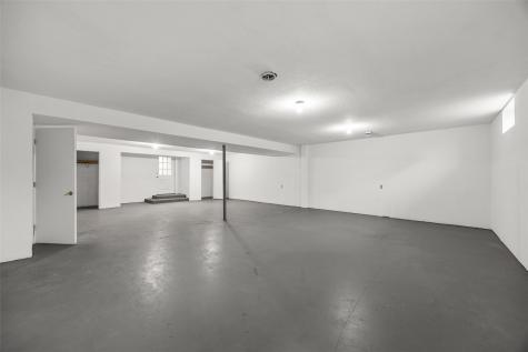 9941 Forest Chapel Road Anamosa IA 52205