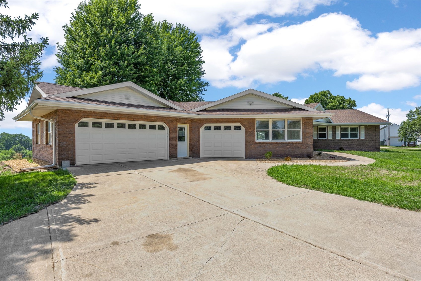 9941 Forest Chapel Road Anamosa IA 52205