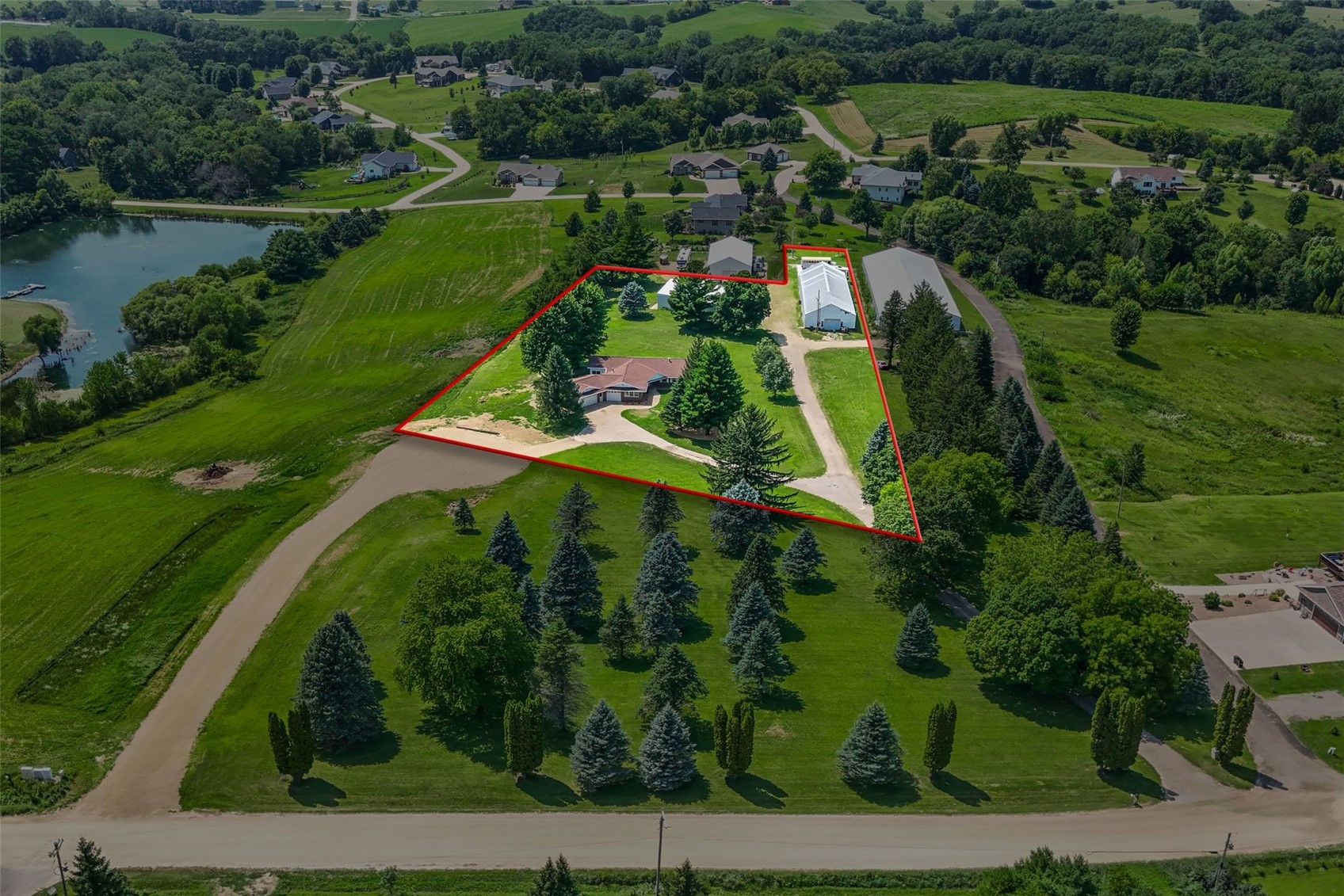9941 Forest Chapel Road Anamosa IA 52205